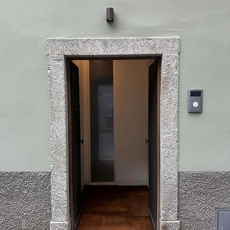Casa Perlasca, 토르노
